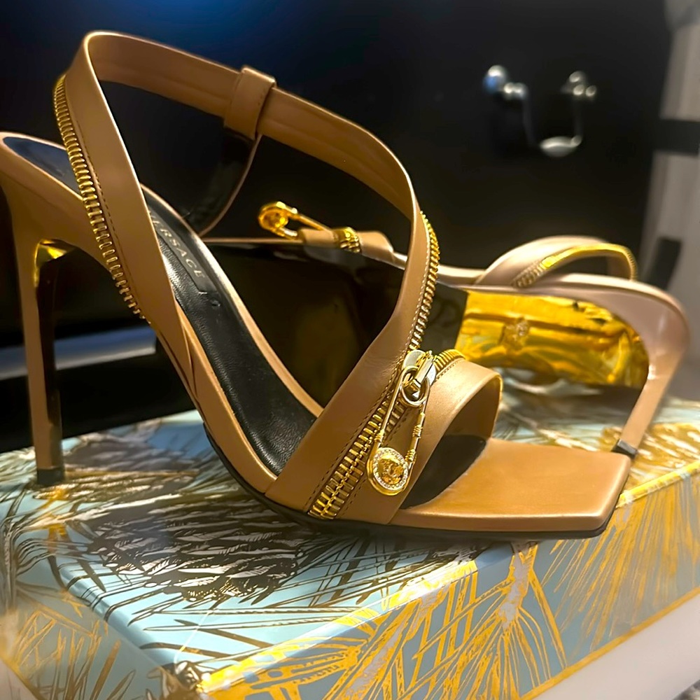 Beautiful hard to find Versace Heels